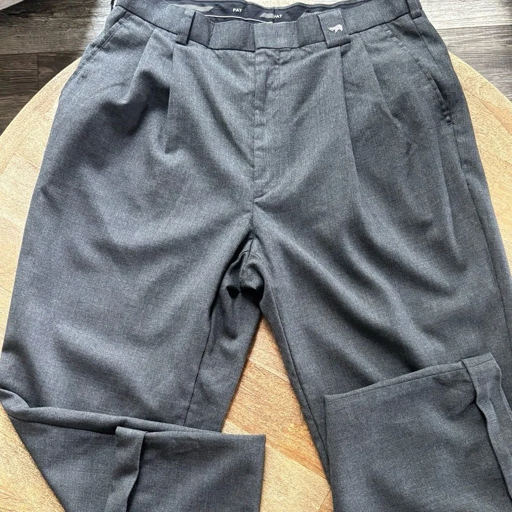 Banana Republic Martin Fit  Women's Dress Pants. Size 32